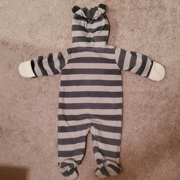 Carters baby winter onesies - Picture 5 of 6